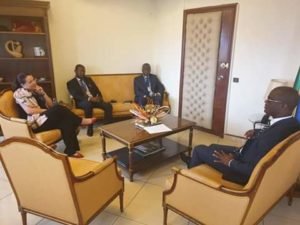 Le ministre Tony Ondo Mba et la Direction générale de la SEEG