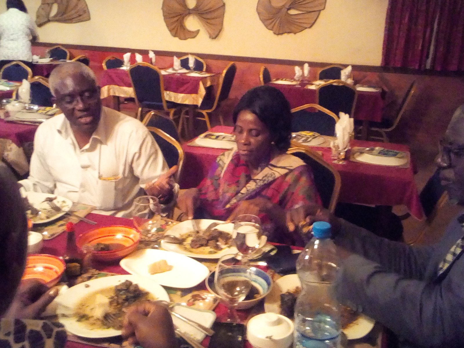 IMG_20200211_194557 COSYGA : DINER OFFERT AUX COMMISSAIRES DE LA CONFÉDÉRATION SYNDICALE PAR PHILIPPE DJOULA