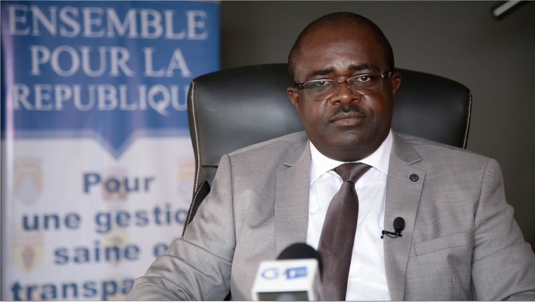 mil COVID-19 : DIEUDONNÉ MINLAMA MINTOGO POUR UNE REFONTE DU GOUVERNEMENT ET DU COPIL