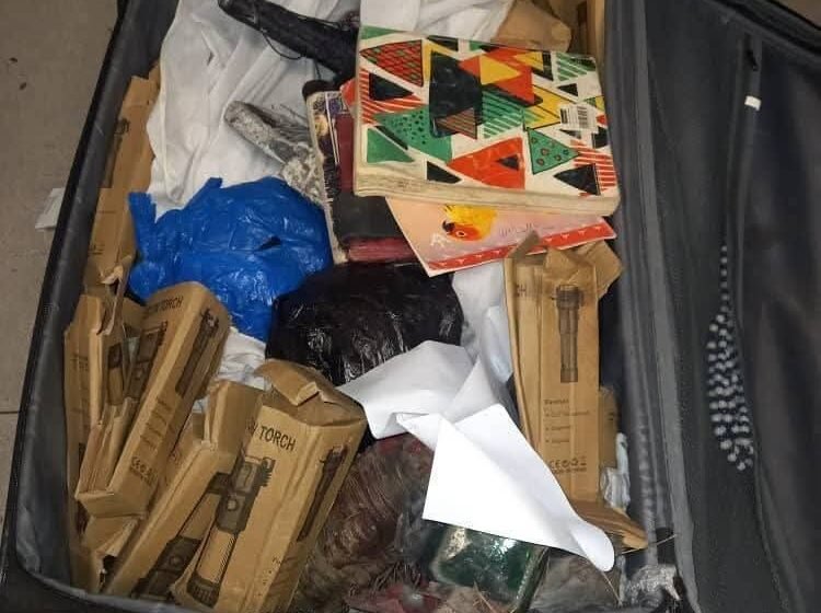 FB_IMG_1758397958421 Saisie présumée de fétiches béninois à l’aéroport de Libreville