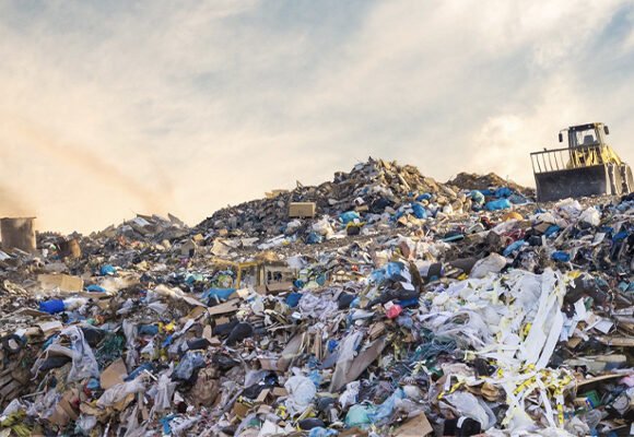 Décharge de Mindoubé : jusqu’à quand nos enfants paieront-ils le prix de la précarité ?