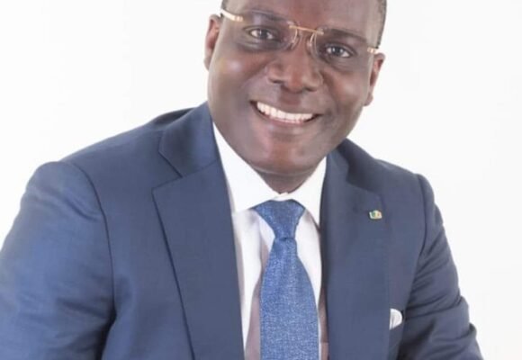 Affaire Bilie-By-Nze : Ali Akbar Onanga Y’Obegue livre une lecture juridique détaillée