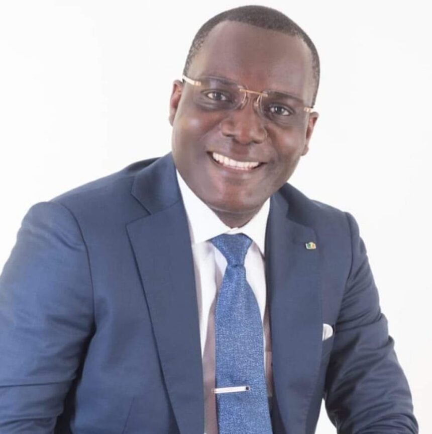 Affaire Bilie-By-Nze : Ali Akbar Onanga Y’Obegue livre une lecture juridique détaillée