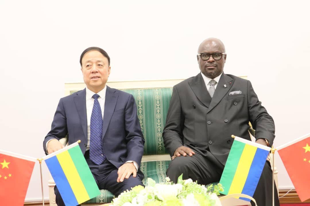 Coopération parlementaire : Le Gabon et la Chine scellent cinquante ans d’une alliance indéfectible. Coopération parlementaire : Le Gabon et la Chine scellent cinquante ans d’une alliance indéfectible.
