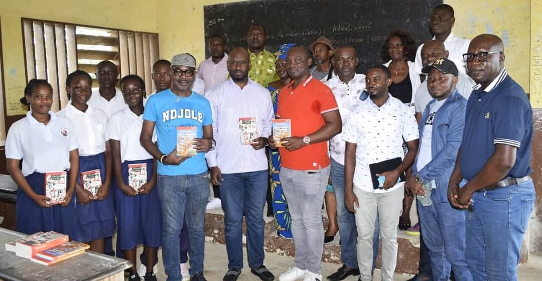 Moyen-Ogooué : UBA et la Fondation François Meye renforcent l’accès aux ouvrages scolaires Moyen-Ogooué : UBA et la Fondation François Meye renforcent l’accès aux ouvrages scolaires