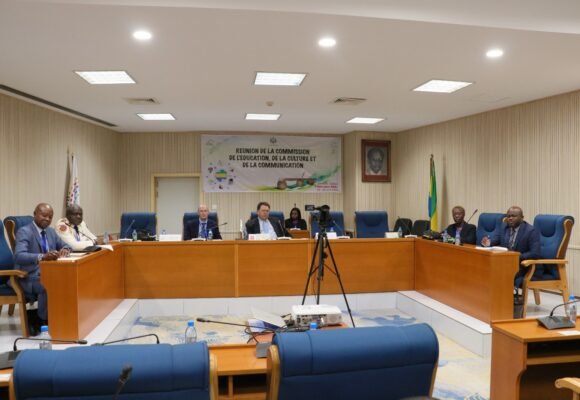 Clôture du Séminaire de la CECC de l’APF : La responsabilité collective au centre de la lutte contre les pandémies.