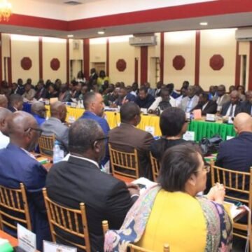 Libreville face à une crise de gouvernance municipale ?