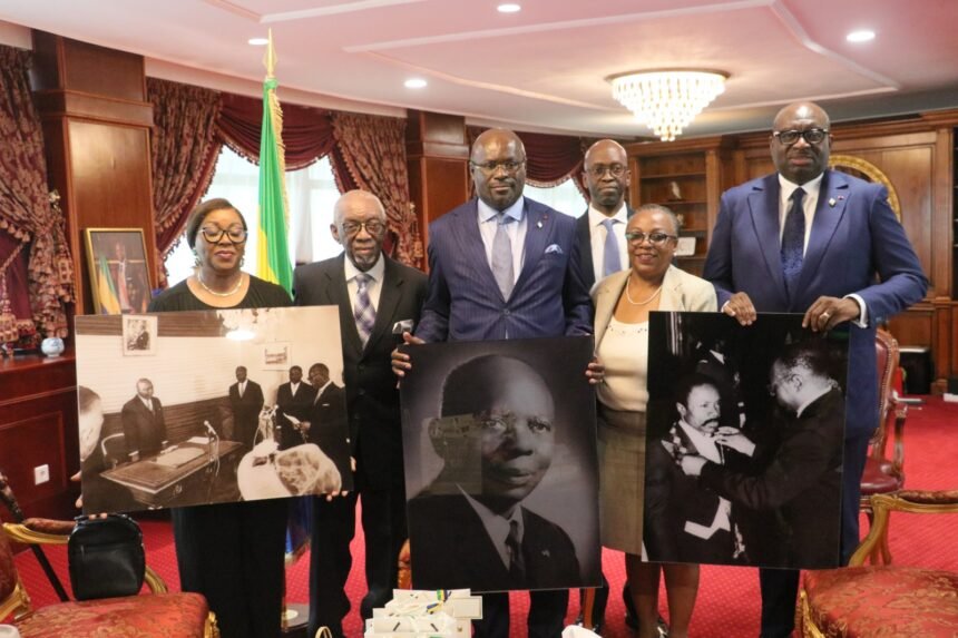 𝐀𝐮𝐝𝐢𝐞𝐧𝐜𝐞 : Après l’hommage, l𝐚 𝐟𝐚𝐦𝐢𝐥𝐥𝐞 Georges 𝐃𝐚𝐦𝐚𝐬 Aleka 𝐫𝐞𝐜̧𝐮𝐞 𝐚𝐮 𝐏𝐚𝐥𝐚𝐢𝐬 𝐋𝐞́𝐨n Mba.