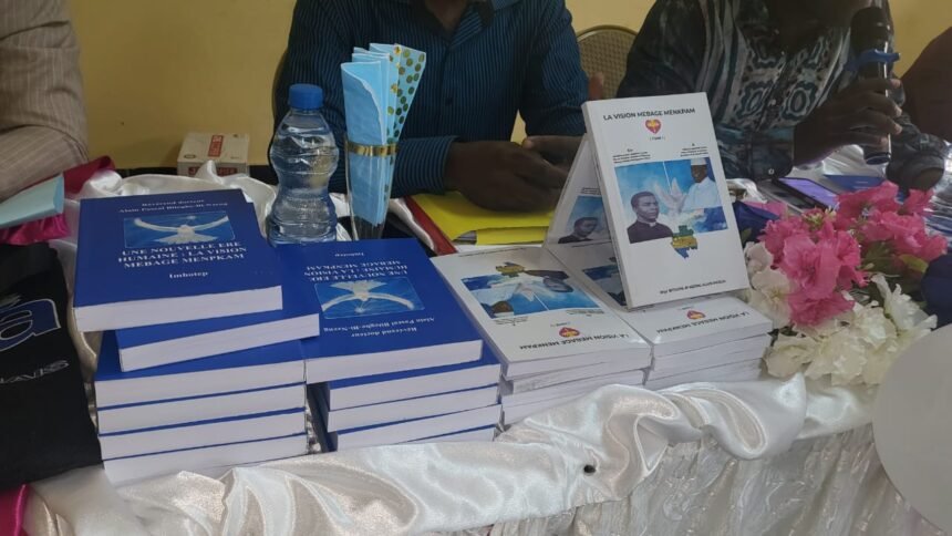 Libreville : Monseigneur Alain Pascal Bithehe-Bi-Nzeng dévoile deux ouvrages pour promouvoir la Vision Mebage Menkpam