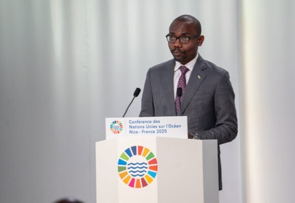 « Arrêtez de jeter votre argent par les fenêtres ! » : La stratégie choc de Mays Mouissi pour en finir avec le loyer éternel au Gabon !