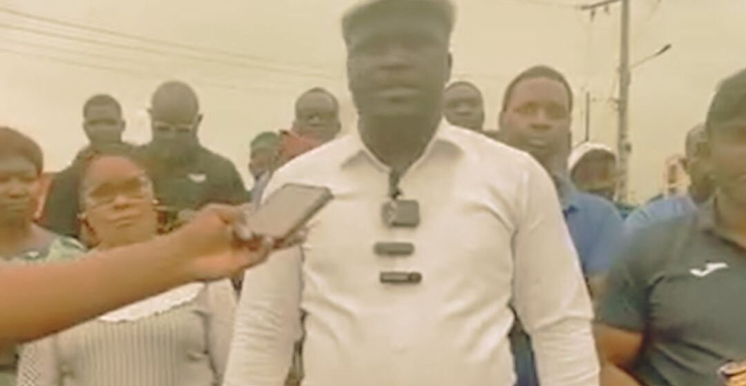 Okala Village : le collectif des impactés dénonce une démolition annoncée sans indemnisation Okala Village : le collectif des impactés dénonce une démolition annoncée sans indemnisation