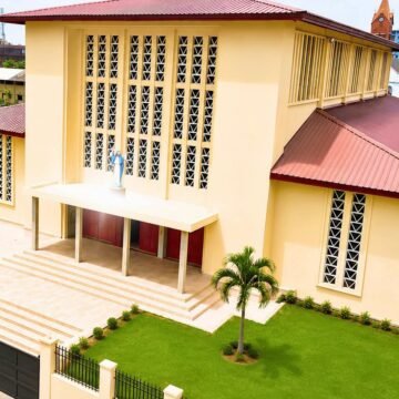 Réouverture de la Cathédrale de Libreville : le symbole d&rsquo;un renouveau pour l&rsquo;Église catholique gabonaise