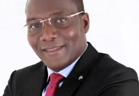 Affaire Mbanié : Ali Akbar Onanga Y&rsquo;Obegue estime que le Gabon conserve des leviers juridiques