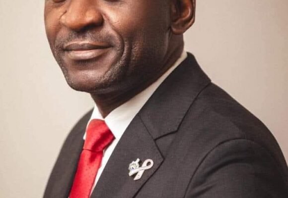 FB_IMG_1787516798813 Ali Bongo : Geoffroy Foumboula interpelle les activistes sur l’évolution de leurs positions