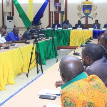 Libreville : Près de 300 véhicules retirés, la fourrière de Betsaïda déborde