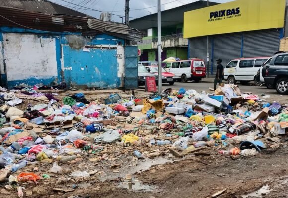 1745400845475 Grand Libreville : Au-delà du nettoyage des rues, et si la transformation des déchets devenait une nouvelle industrie au Gabon ?