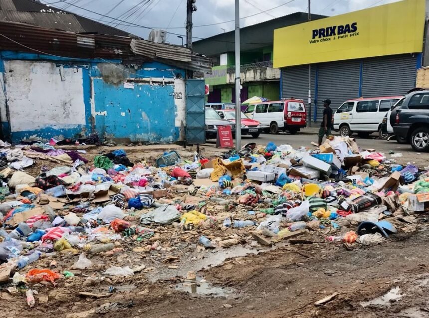 Grand Libreville : Au-delà du nettoyage des rues, et si la transformation des déchets devenait une nouvelle industrie au Gabon ?