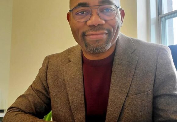 FB_IMG_1791360966299 Un Gabonais élu député au Québec : Dieudonné Ella Oyono entre à l’Assemblée nationale